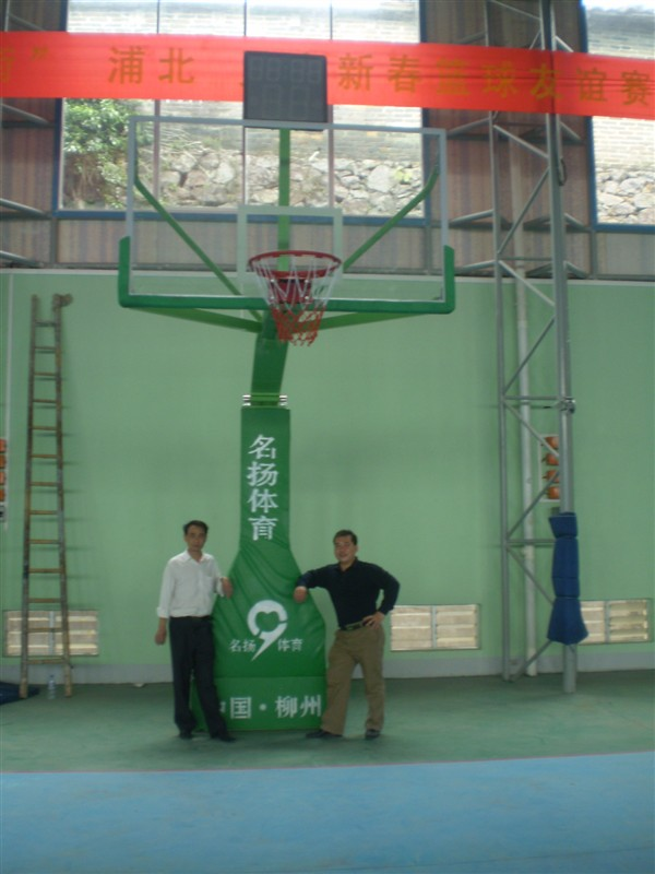 籃球架-健身器材-塑膠球場-pvc球場