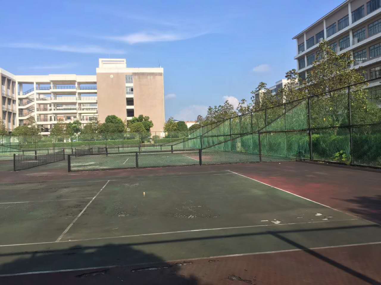 硅pu球場廠家成冠體育 硅pu球場廠家成冠體育