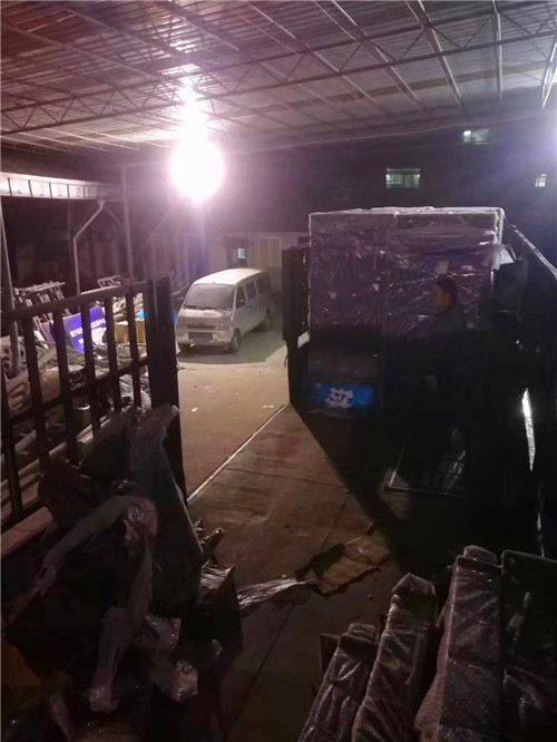 健身器材,健身路徑，體育器材