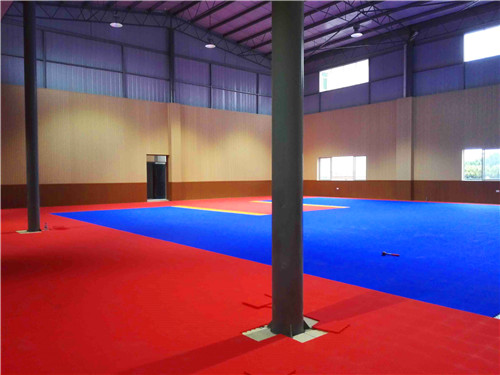 拼裝地板施工-拼裝地板價(jià)格-拼裝地板廠家-成冠體育 拼裝地板施工-拼裝地板價(jià)格-拼裝地板廠家-成冠體育