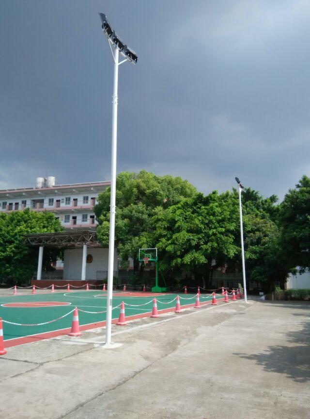 太陽(yáng)能路燈 太陽(yáng)能路燈