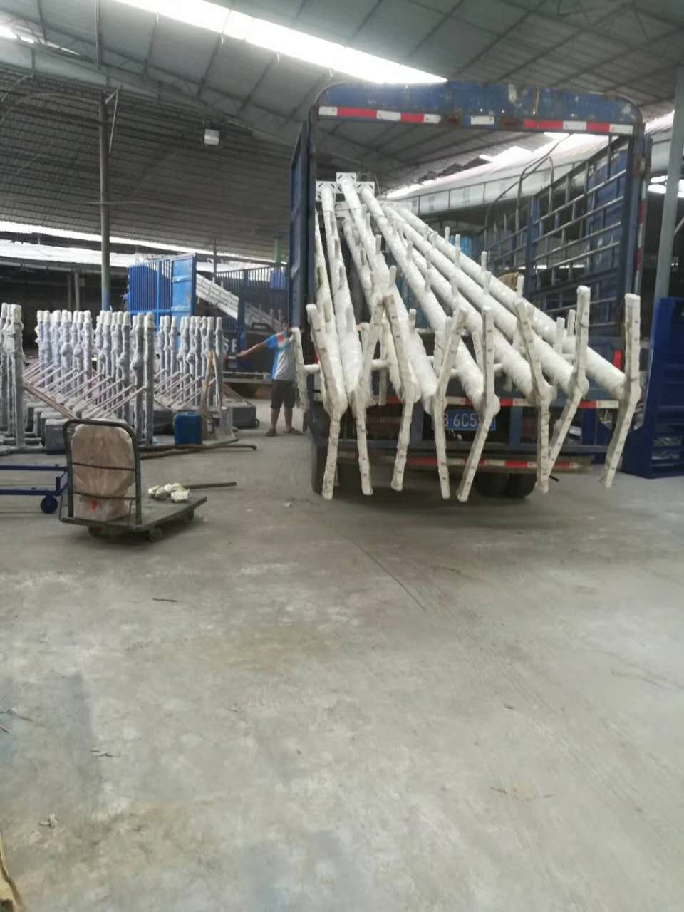 籃球場(chǎng)燈桿