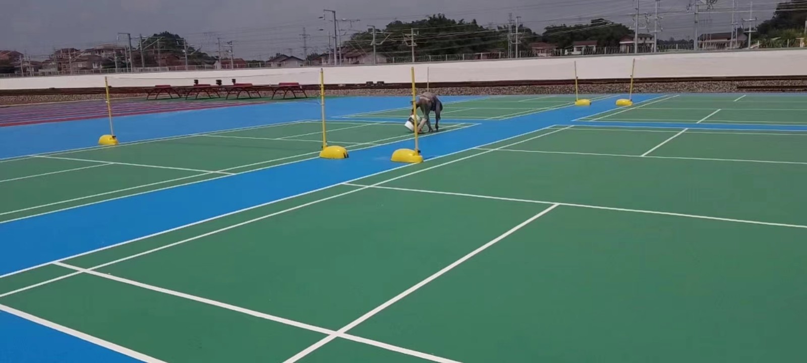 廣西硅pu球場(chǎng)施工室內(nèi)羽毛球場(chǎng)